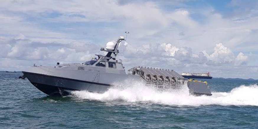 The 6th Flotilla leads the development of capabilities for unmanned surface and underwater craft to increase operational efficiency and effectiveness. This includes unmanned surface vessels (USVs) for mine countermeasure and coastal defence.