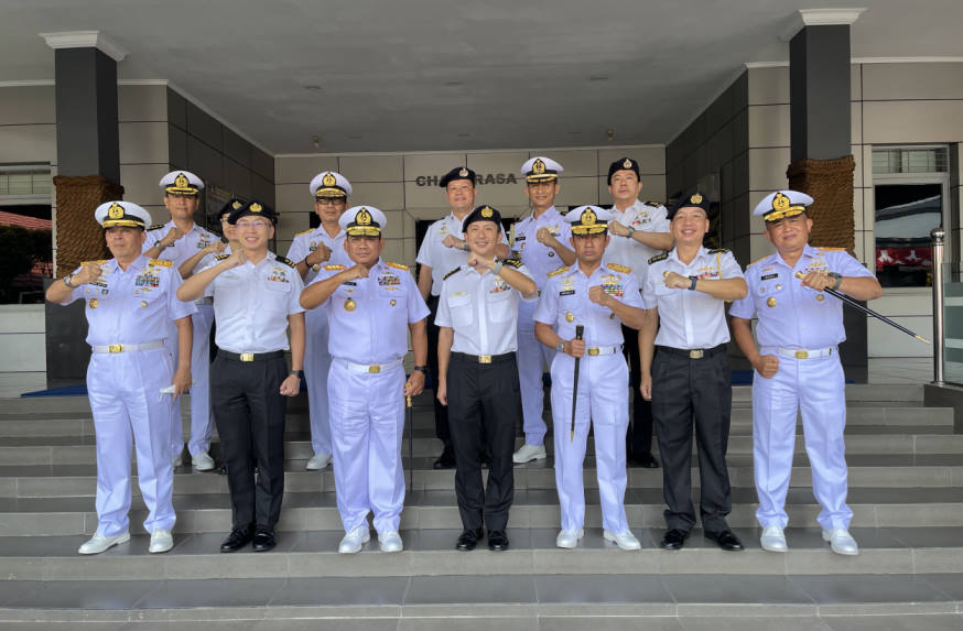 A show of solidarity and strength amongst friends at the Indonesian Fleet Headquarters.