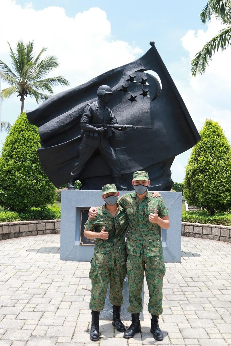 From buddies to brothers: PTE Aung Khant Moe (left) and PTE Kittiratanasakul Mongkol (right)