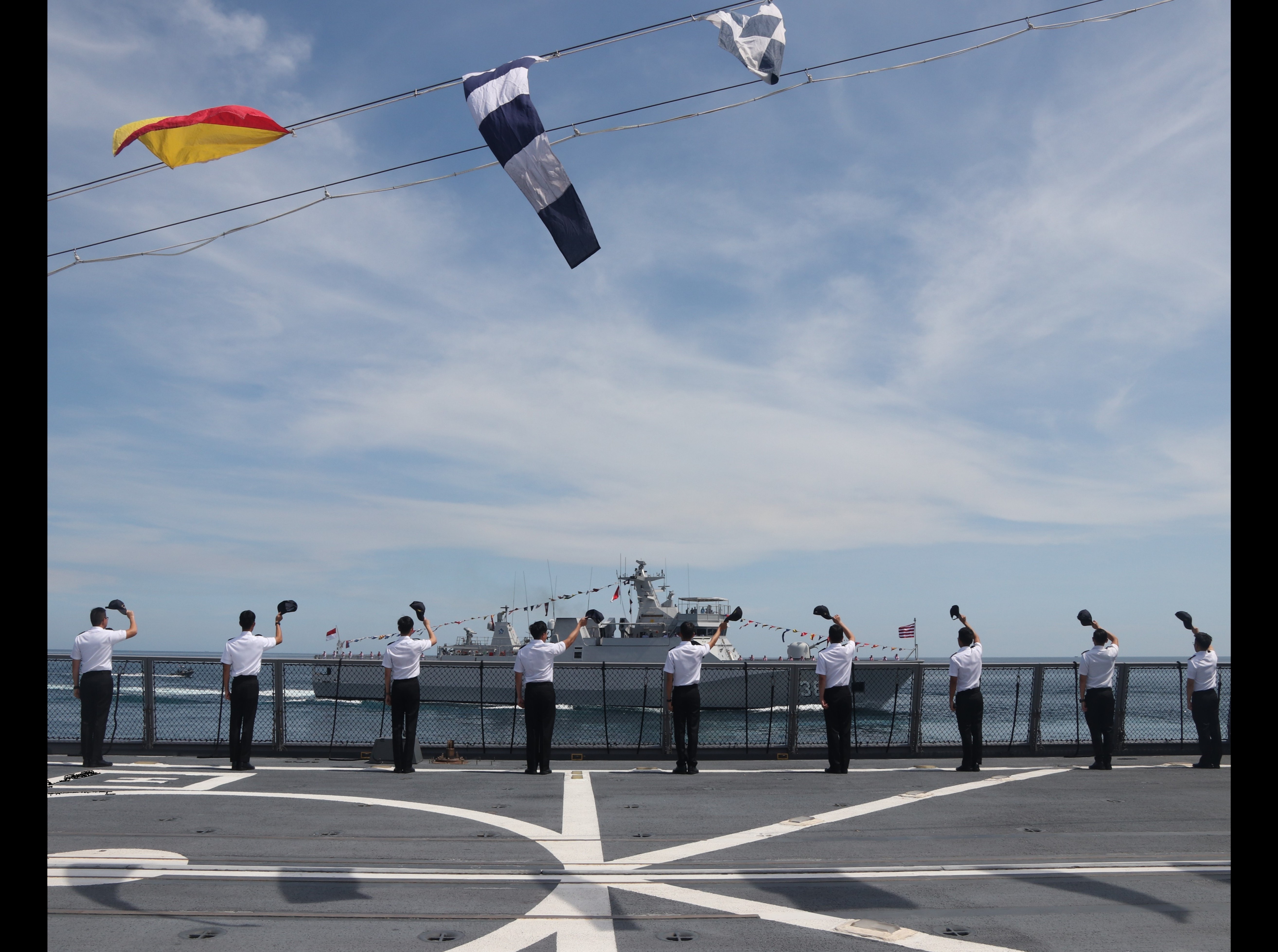 05jun23_nr-photo1a