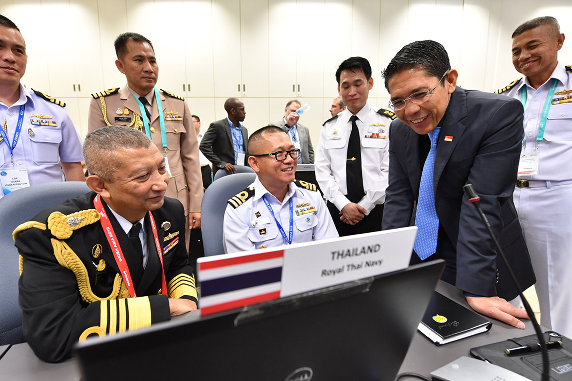 14may19_nr3-4