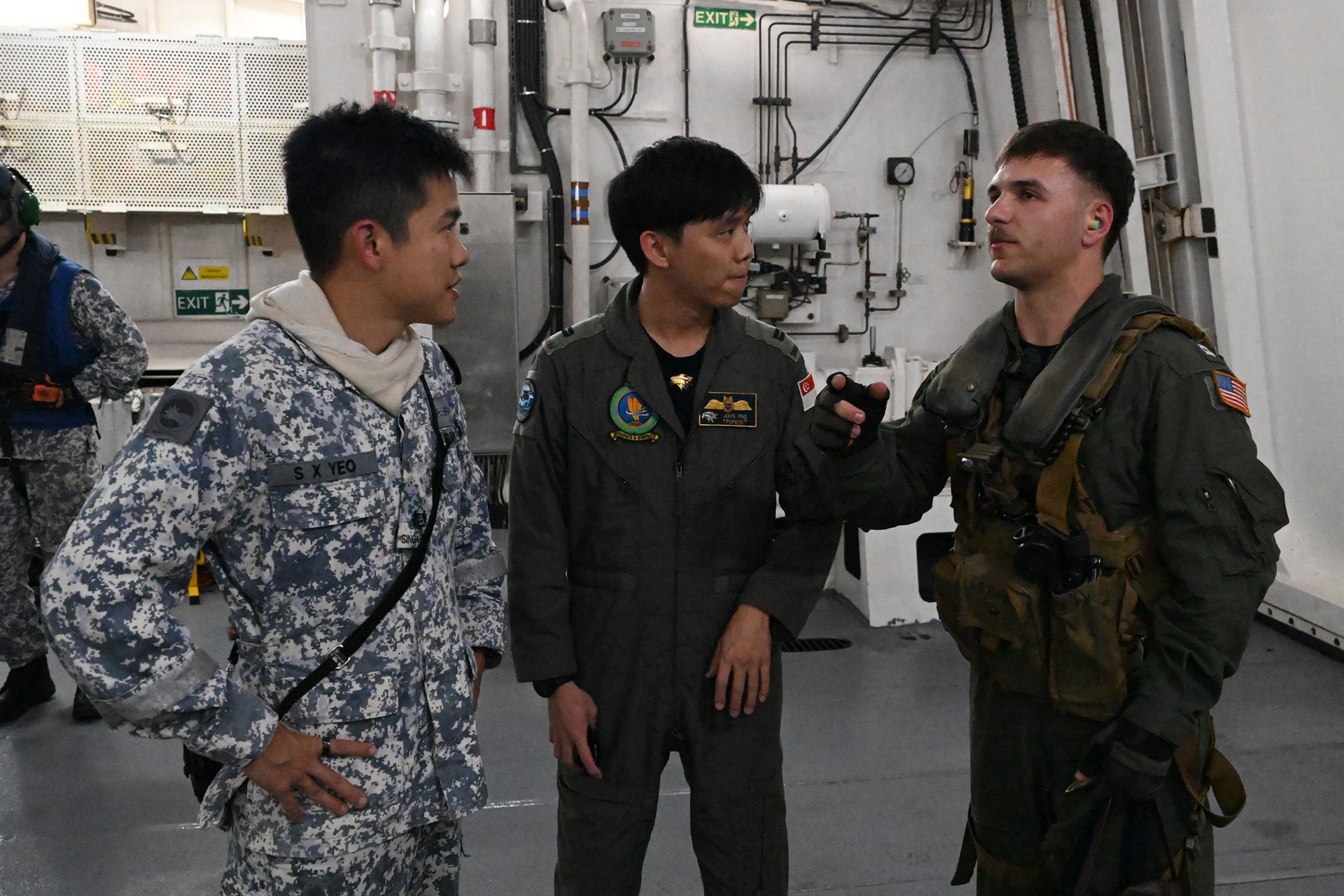 Singapore and US Navies Conduct Bilateral Exercise Pacific Griffin Singapore and US Navies Conduct Bilateral Exercise Pacific Griffin