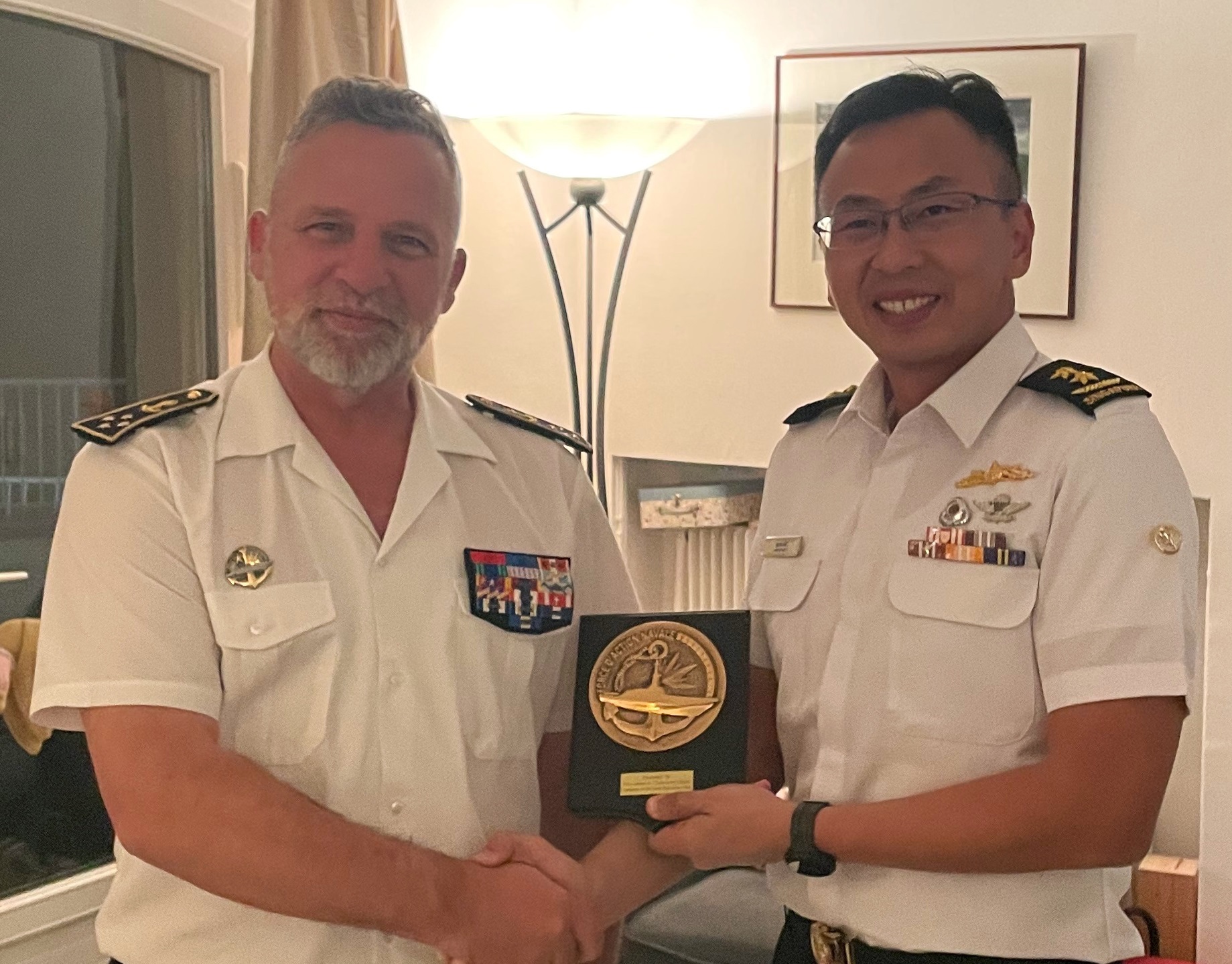 During their visit to Toulon, France, RADM Wat visited the Headquarters of Admiral Commanding the Naval Action Force (ALFAN), where he met with ALFAN Vice Admiral (VADM) Christophe Cruzel.