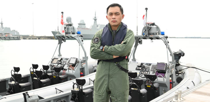 He Keeps the Naval Divers Going