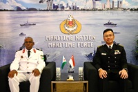 Chief of Republic of Singapore Navy Rear Admiral (RADM) Sean Wat (right) with Commander of Djibouti Navy Colonel (COL) Ahmed Daher Djama (left)