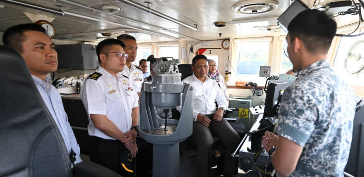 Brunei Permanent Secretary Ministry of Defence Makes Introductory Visit to Singapore