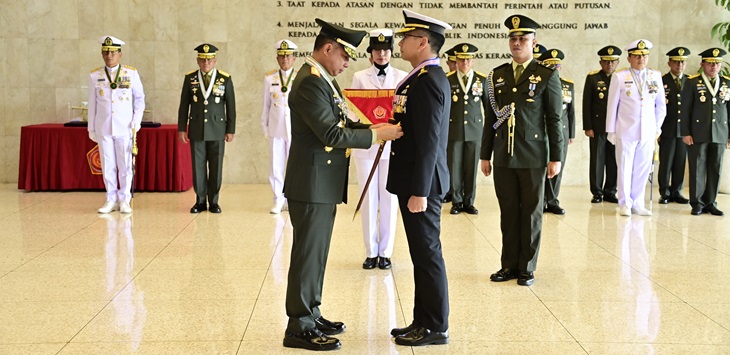 Chief of Navy RADM Sean Wat Conferred Bintang Jalasena Utama Medal by the Government of Indonesia