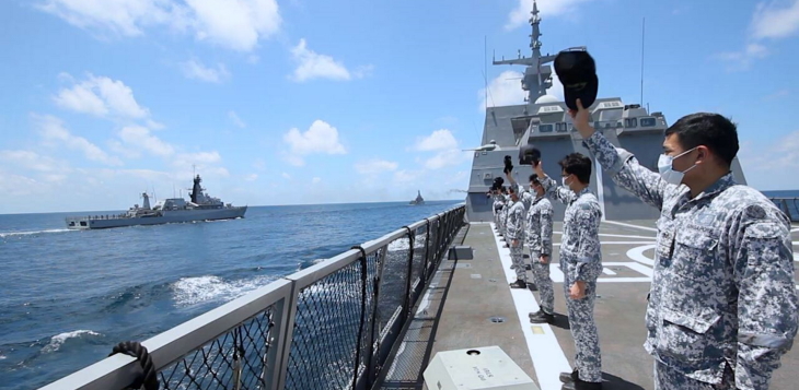 Passage Exercise with the Indonesian Navy