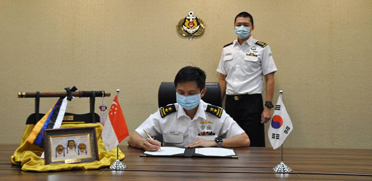 Maritime Information Sharing MOU Signed between RSN and ROKN