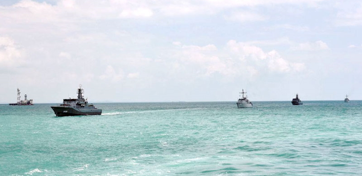 Singapore and Indonesian Navies Conclude Bilateral Mine-Countermeasure Exercise