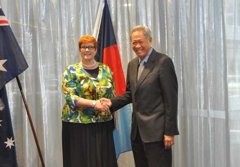 Minister for Defence, Dr Ng Eng Hen, meets Australian Minister for Defence, Marise Payne.