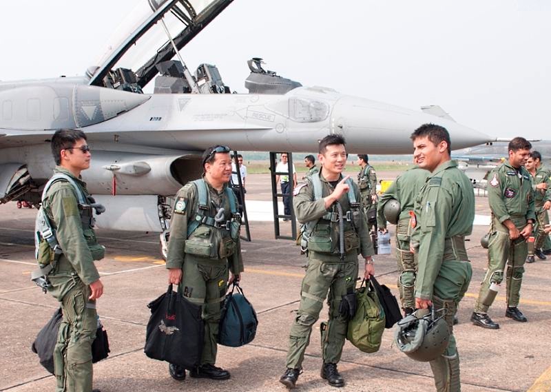 Singapore And Indian Air Forces Conduct Joint Military Training