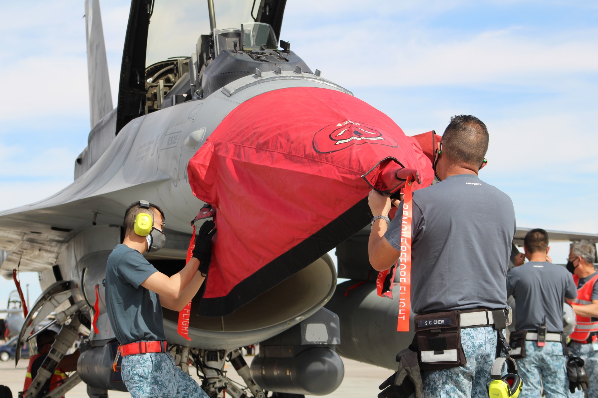 The RSAF's ground crew from PC II detachment conducting checks on the RSAF's F-16C/Ds at the flight line of Nellis Air Force Base prior to the start of XRFN 22.