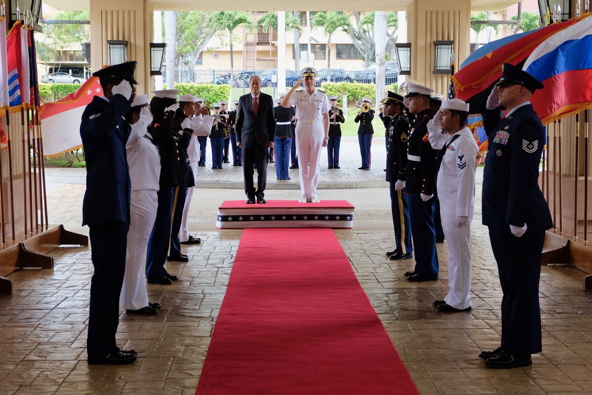 Minister for Defence Dr Ng Eng Hen received with a Military Honours Ceremony at the United States Indo-Pacific Command Headquarters (US INDOPACOM HQ) this morning (Singapore time).