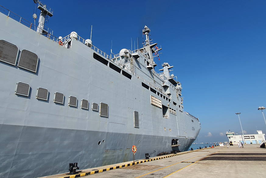 FS Tonnerre called into Changi Naval Base following the PASSEX.