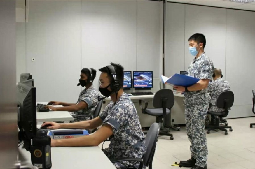 Training being conducted in the MTDC's Naval Tactical Trainer.