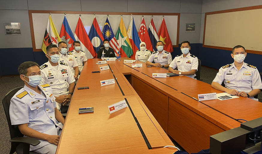 LTC Yong (center), with the ASEAN ILOs, as he was presenting the Maritime Security Appreciation Brief virtually.