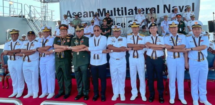 Strengthening Cooperation at the 17th ASEAN Navy Chiefs