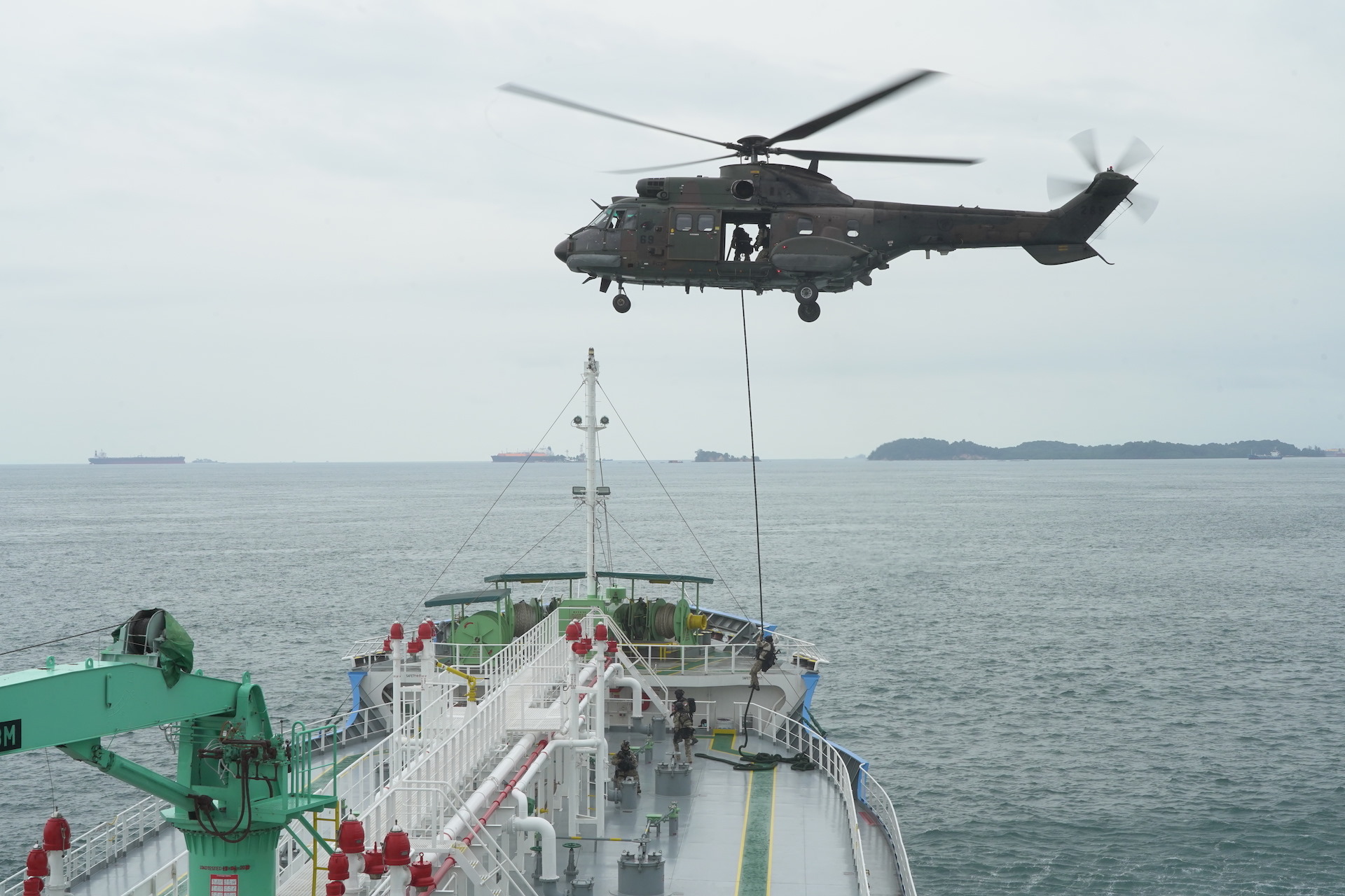 Maritime exercises test national agencies' response against security threats